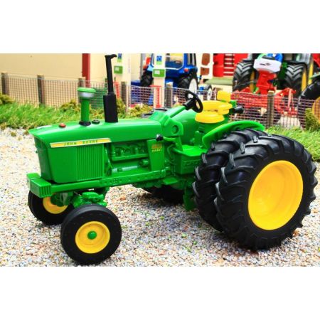 John Deere Model (4020)