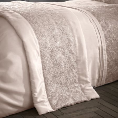 Portfolio Home Rouen Quilted Bed Runner - Blush (50 x 220cm)